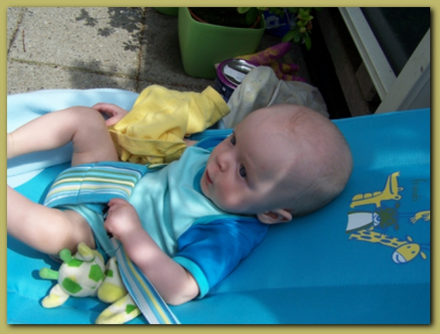 599x448 pixels (192K)